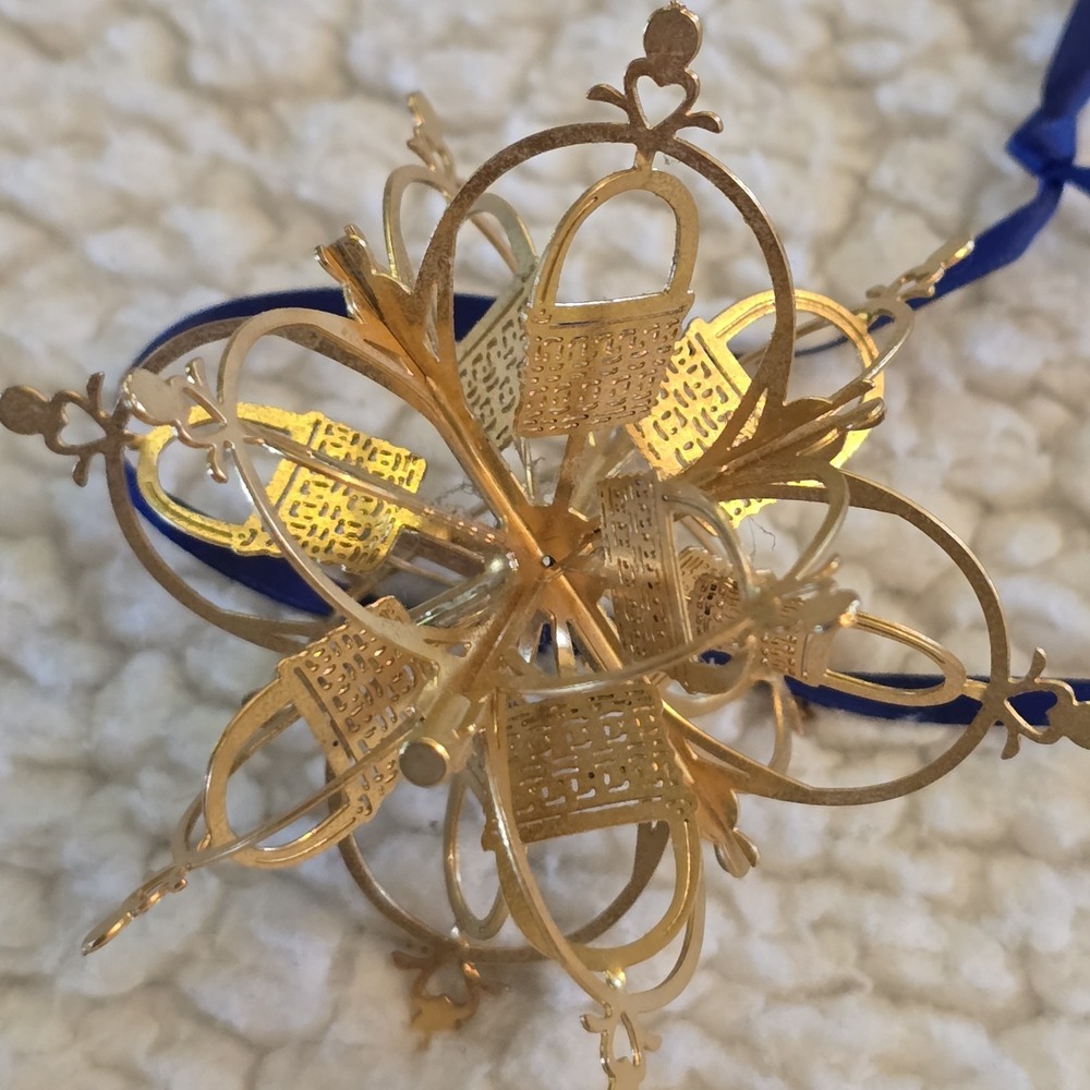 Longaberger Ornament Snowflake Basket 24kt Gold Finish‎ Holiday Christmas - Picture 9 of 9